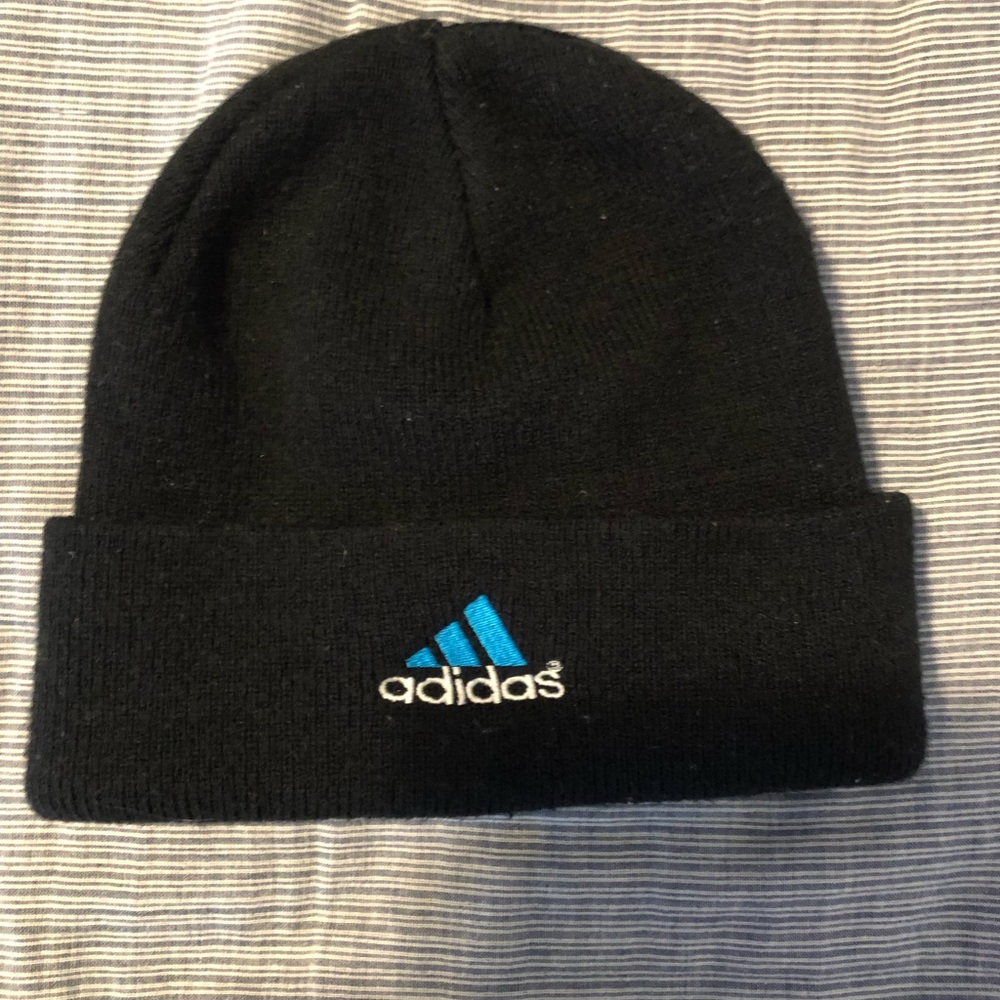 adidas beanie🔥🔥